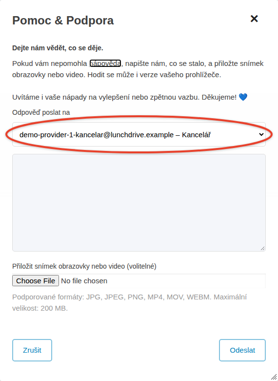 Okno Pomoc a podpora s polem Odpověď poslat na
